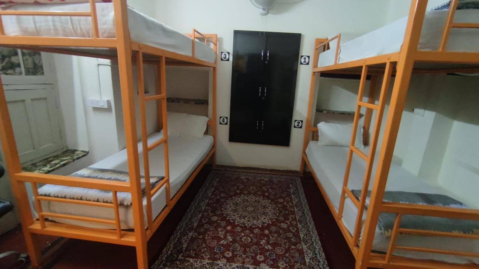 Inka Kashi Hostel Варанаси Экстерьер фото