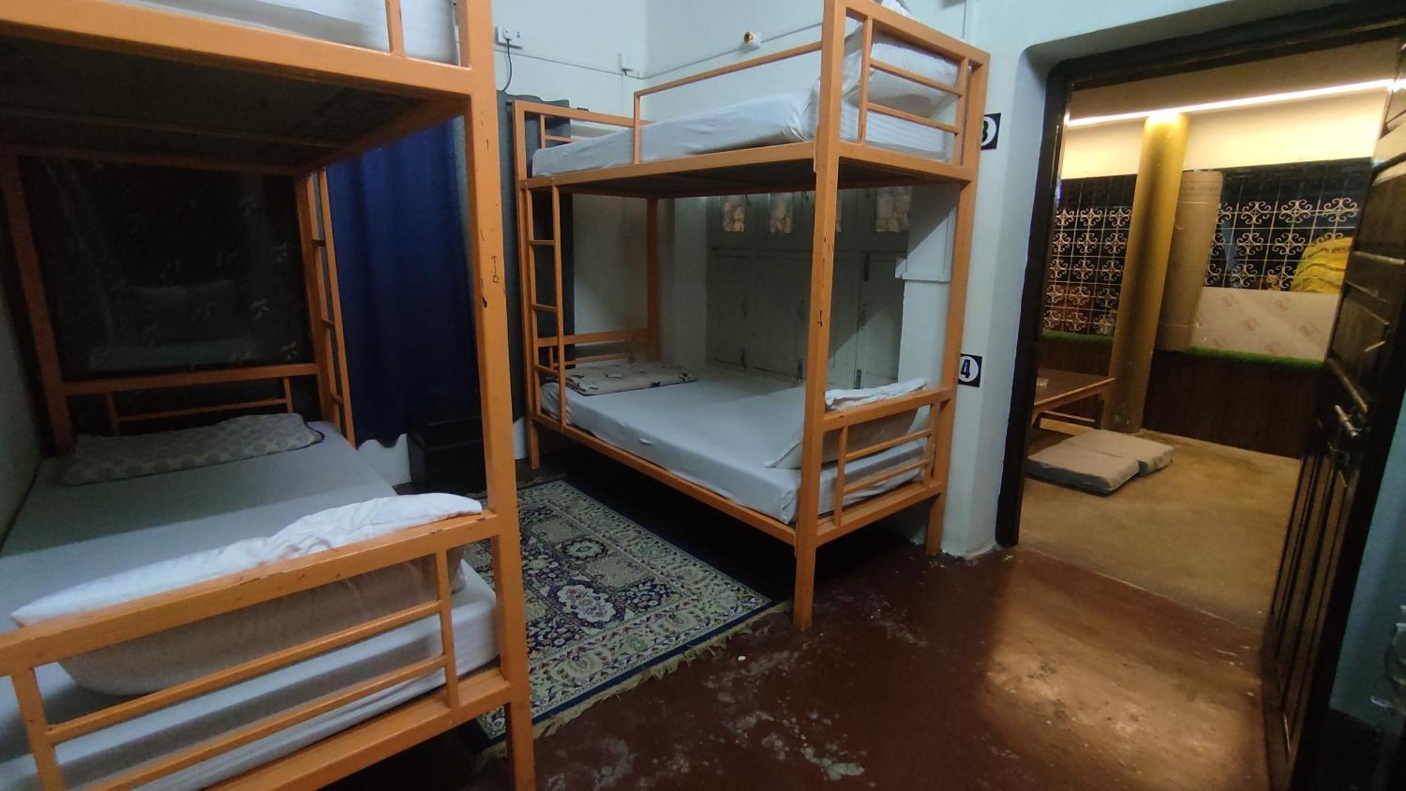 Inka Kashi Hostel Варанаси Экстерьер фото