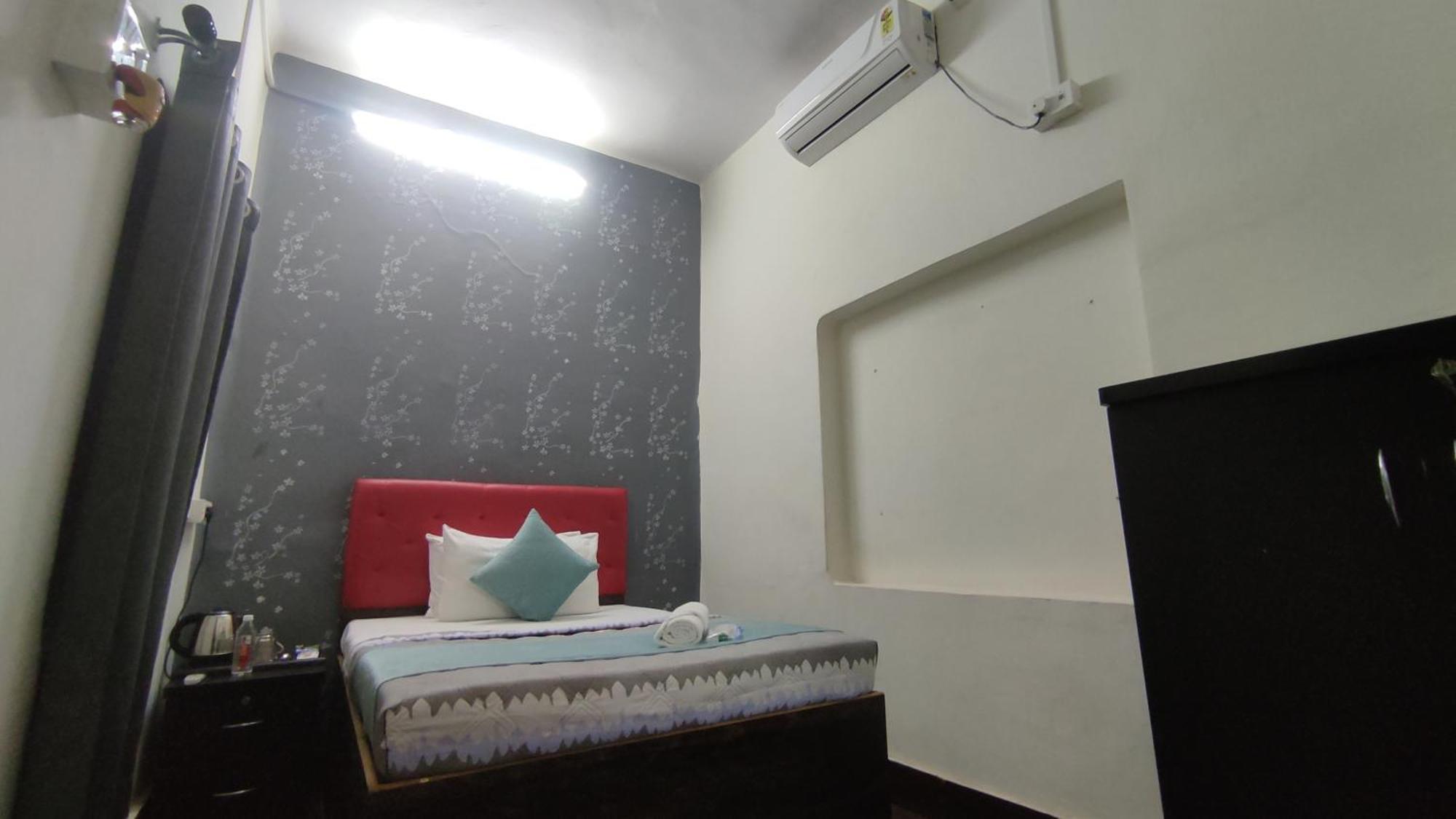 Inka Kashi Hostel Варанаси Экстерьер фото